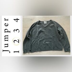 JUMPER1234 women's classic v-neck cashmere sweater in khaki 3/L oversized